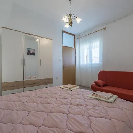 Apartment Mlinar9 #2 Gornji Karin
